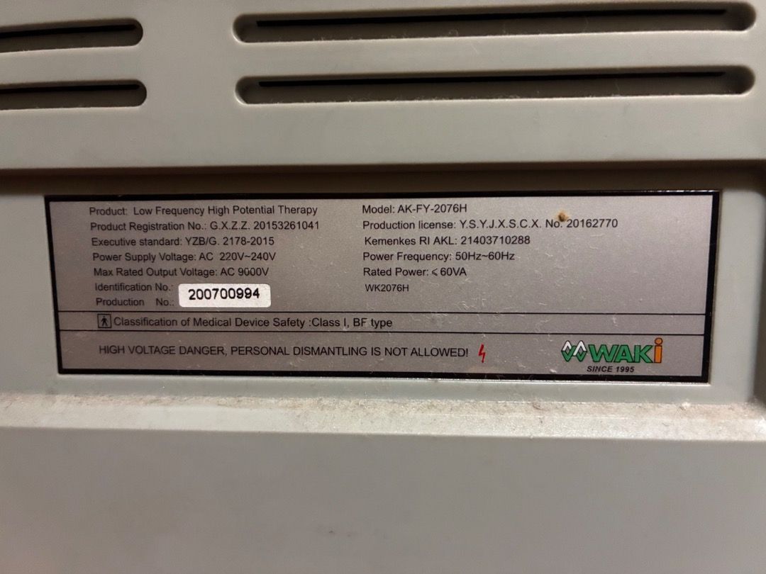 WAKI Therapeutic machine (Category: Medical Supplies & Tools) located in Las Pinas. Submitted by lonil (Listing ID 1457940681, Image 2). Description: .