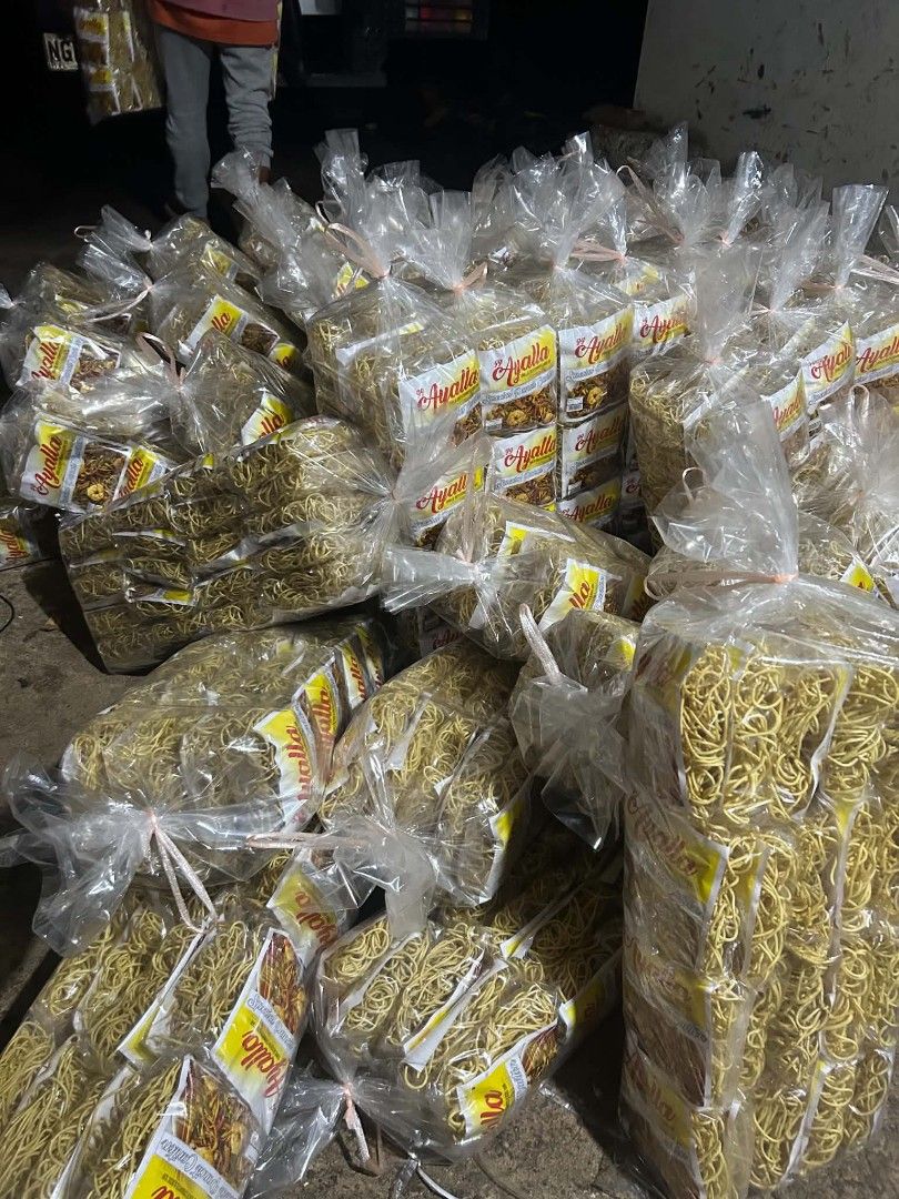 whole sale pancit canton (Category: Rice & Noodles) located in Manila. Submitted by oddmountain_8eee5f (Listing ID 1458011001, Image 3). Description: 80 grams 250(20pcs/bale) 100 grams 350(20pcs/bale).