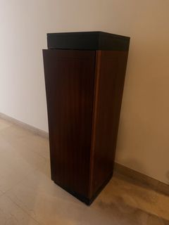 (Category: ) located in . Submitted by luxefindssg (Listing ID 1457949390, Image 1). Description: .
