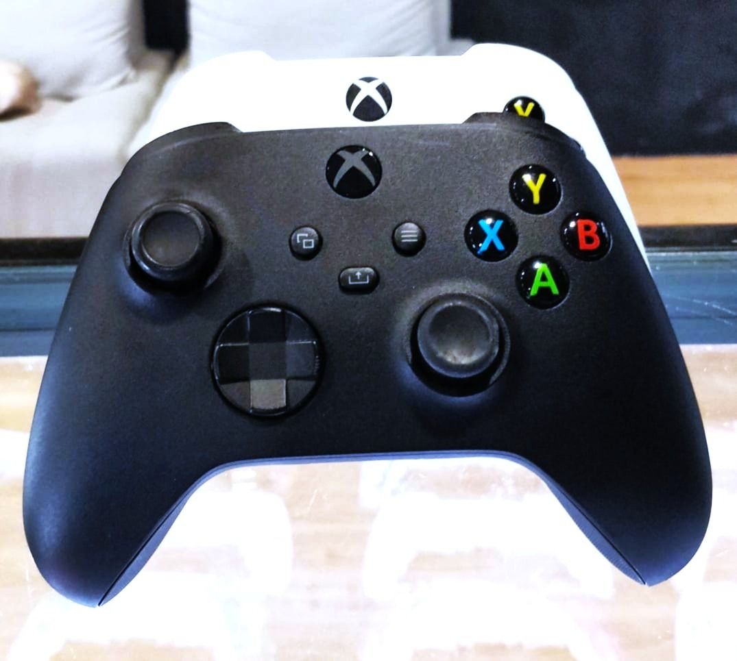 Xbox Controller Button not working Cannot on (Category: Controllers) located in Petaling Jaya. Submitted by aikilyugaming (Listing ID 1457998624, Image 1). Description: Controller Xbox Series / One Repair 🛠️ ✅ Analog drifting ✅ Button not working ✅ RB / LB button ✅ Cannot charge ✅ Cannot on We are also provide repairing service on : Ps2 , Ps3 , Ps4 , Ps5 , Ds3 , Ds4 , Ds5 , Xbox Controller , Xbox Series , Xbox One , Xbox 360 , Nintendo Switch , 