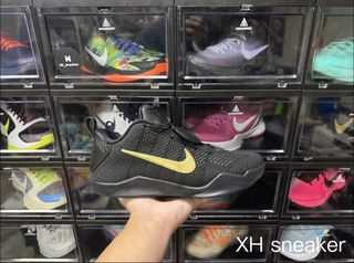 由 xh._.sneakers (刊登 ID 1457987633，圖片 1) 提交，位於 的 (類別：)，說明：。