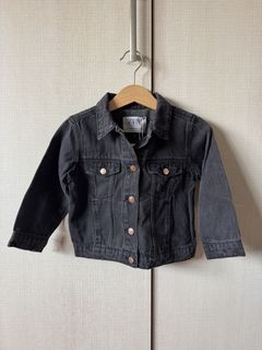 (Category: ) located in . Submitted by sgshopper16 (Listing ID 1457953618, Image 1). Description: .