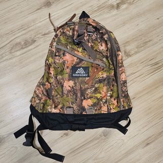 （分類：）位於 。 由 notfishy0011 提交（商品編號 1458183136，圖片 1）。簡介： 。