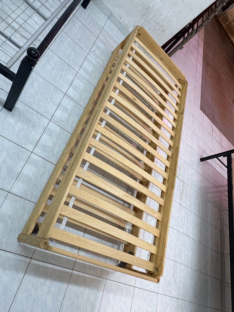 2 stackable bed (Category: Bed Frames & Mattresses) located in Kajang. Submitted by goodsdmy_secondhandshop (Listing ID 1458188281, Image 2). Description: pickup kajang.
