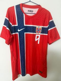 （分類：）位於 。 由 ultimatejerseys 提交（商品編號 1458228842，圖片 1）。簡介： 。
