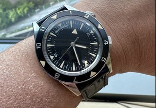 （分類：）位於 。 由 bennyvintagewatch 提交（商品編號 1458176730，圖片 1）。簡介： 。