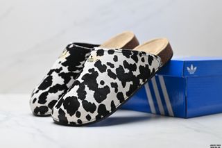 (Category: ) located in . Submitted by factory.shoes.outlet (Listing ID 1458138522, Image 1). Description: .
