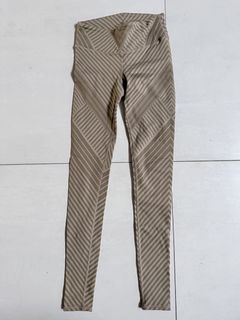 (Kategori: ) berada di . Dikirim oleh lemarijul (ID iklan 1458157278, Gambar 1). Deskripsi: .