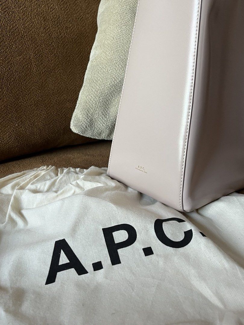 APC Virginie Bag in Gris Lune (Category: Luxury Bags & Wallets) located in Makati City. Submitted by megoygoy (Listing ID 1458105875, Image 2). Description: -brand new -100% authentic -100% calf leather -Made in Madagascar SRP: $715 or ~P44,500.