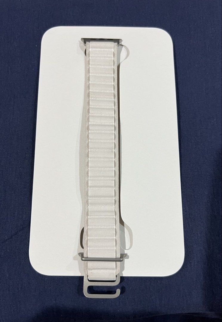 Apple Watch Ultra 49mm Starlight Alpine Loop - small (Category: Wearables & Smart Watches) located in Quezon City. Submitted by swoosh24 (Listing ID 1458190734, Image 3). Description: Apple Watch Ultra 49mm Starlight Alpine Loop - SMALL 100% original Preloved Complete with box .