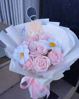 (Category: ) located in . Submitted by hallo.floral (Listing ID 1458184630, Image 1). Description: .