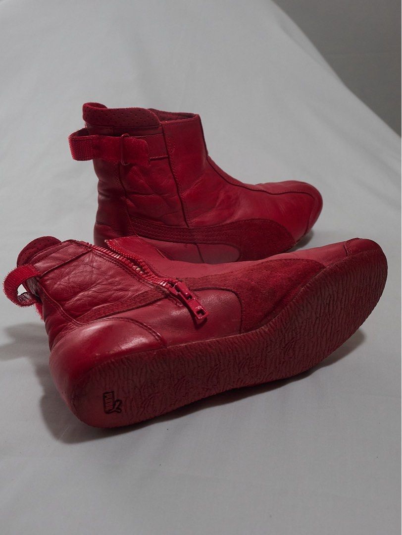 AW04 Puma—Red Leather Racing Boots (Category: Sneakers) located in Quezon City. Submitted by soourceph (Listing ID 1458115602, Image 3). Description: Before the speedcat phenom with pinterest baddies pulling off the same shein wide leg denims, Puma has been building its Motorsport legacy since the 90s This early 2000s offering greatly references the 1998 release of the Puma Speedcat. The ankle cut is complemented with zipper and velcro closure fo