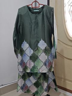 (Category: ) located in . Submitted by preloved_aisya (Listing ID 1458137337, Image 1). Description: .