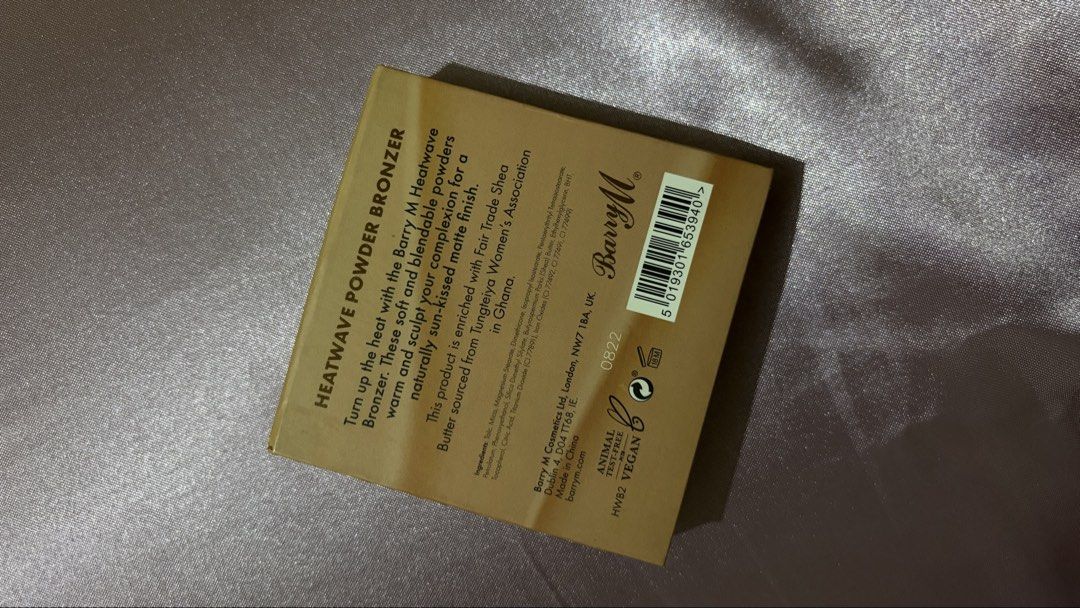 Barry M Tropical Heatwave Powder Bronzer (Category: Makeup) located in Valenzuela. Submitted by buythispls (Listing ID 1458235547, Image 2). Description: - Barry M Tropical Heatwave Powder Bronzer - Achieve a warm, sun-kissed look - Soft and blendable powder - Natural matte finish - Enriched with fair trade shea butter - Vegan and cruelty-free - Used once to twice - Rfs: too many powders - Shade .