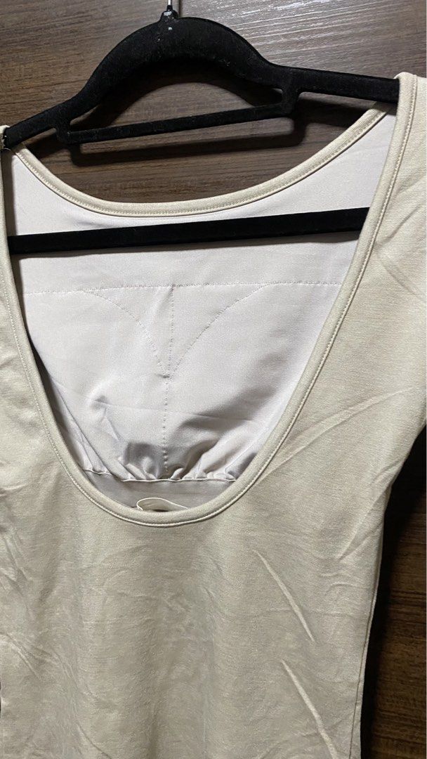 BEIGY Extra Small Long Sleeve Top - Scoop Neck (Category: Longsleeves) located in Naga. Submitted by cozydapper (Listing ID 1458165075, Image 3). Description: - BEIGE long sleeve top - Size: Extra Small (XS) - Deep scoop neckline - Fabric with a slight sheen - Comfortable and stretchy material - Perfect for layering or wearing solo - Ideal for casual outings or dressing up.