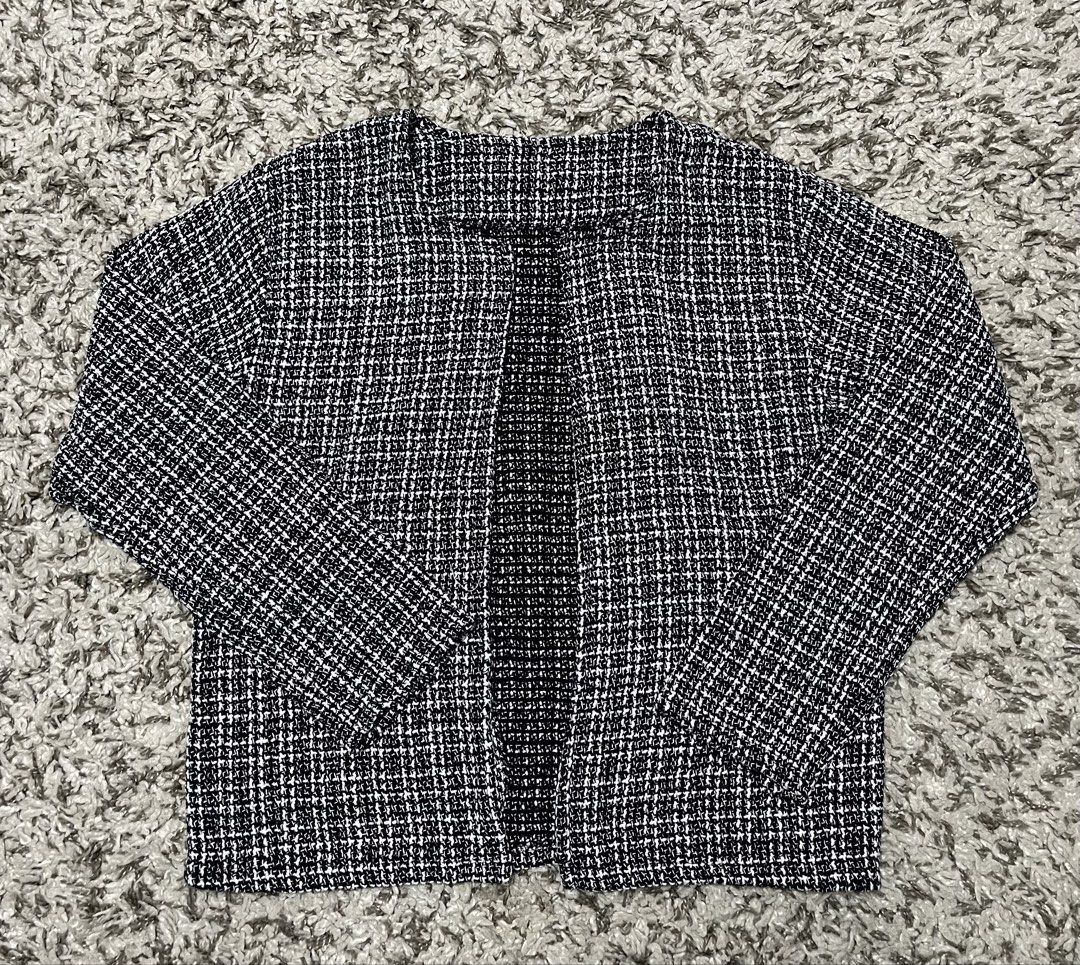 Black and White Tweed Open Front Jacket (Category: Coats, Jackets and Outerwear) located in Pasay City. Submitted by losient (Listing ID 1458197097, Image 1). Description: - Classic black and white tweed fabric - Open front design for easy layering - Long sleeves - Versatile for dressing up outfits - Pairs well with jeans or trousers - 700 TAKE ALL.