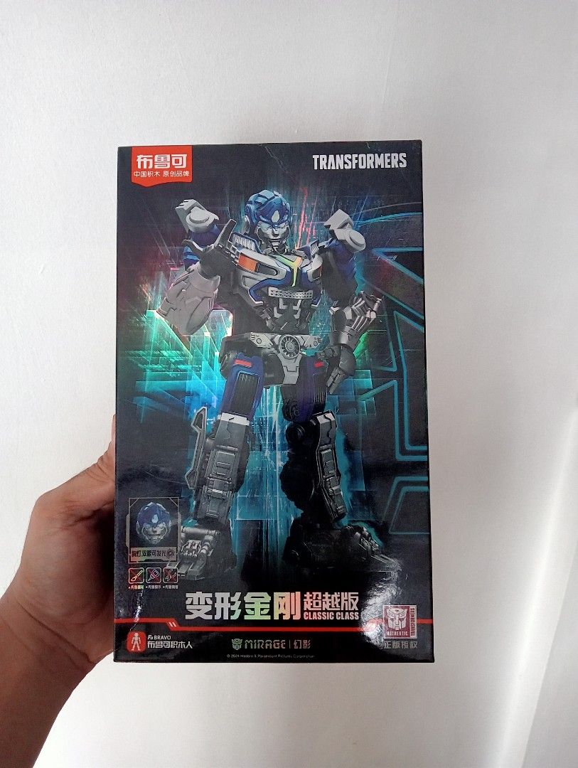 Blokees Transformers Classic Class Mirage (Category: Action & Battle Toys) located in Muntinlupa City. Submitted by mcnigel84 (Listing ID 1458105757, Image 1). Description: - Transformers Classic Class Mirage action figure - Premium articulation - Easy assembly -Movie accurate -Sealed.