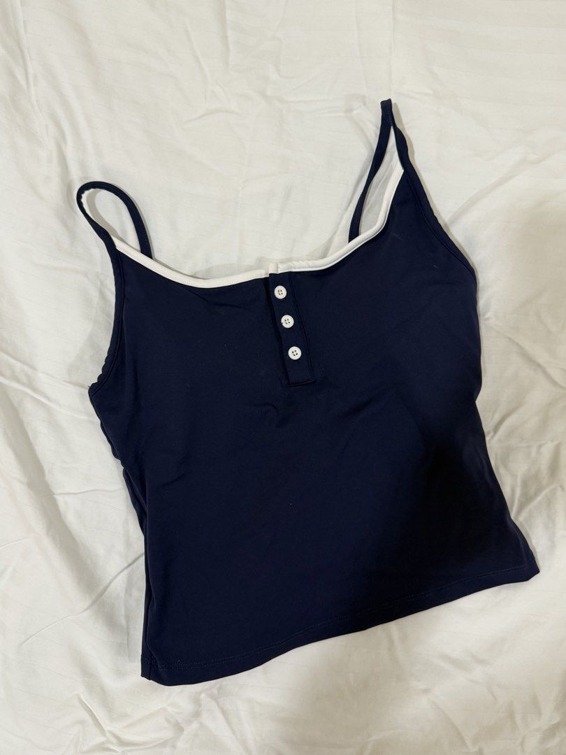 BLUE PILATES TOP (Category: Activewear) located in Manila. Submitted by nicswhuut (Listing ID 1458145238, Image 1). Description: 📌can do lalamove (manila area only!) 📌j&t for outside manila 📌mop: gcash, maya, or metrobank 📌loc: sampaloc, manila 📌lp are posted UNLESS u r getting 2 or more items then i can give discount 🤗.