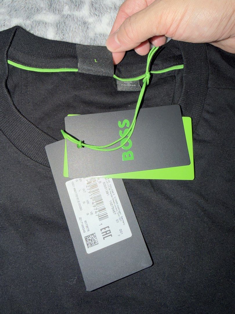 BOSS Tshirt (Category: Tshirts & Polo Shirts ) located in Quezon City. Submitted by chanpongli (Listing ID 1458183453, Image 3). Description: For sale Brandnew with tag & paper bag Size large 💯 legit from canada ₱ 3,300 Loc Antipolo.