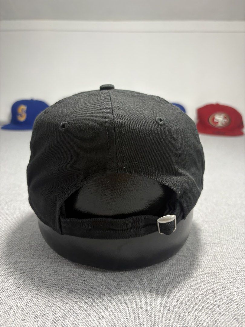Boston redsox (Category: Caps & Hats) located in Talisay. Submitted by bugzham (Listing ID 1458133195, Image 2). Description: Handpicked in US . 💯 original.