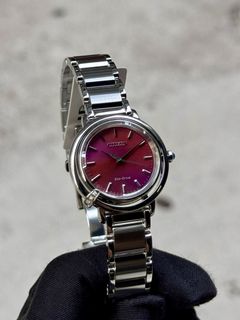 (Category: ) located in . Submitted by hour_boutique (Listing ID 1458192490, Image 1). Description: .