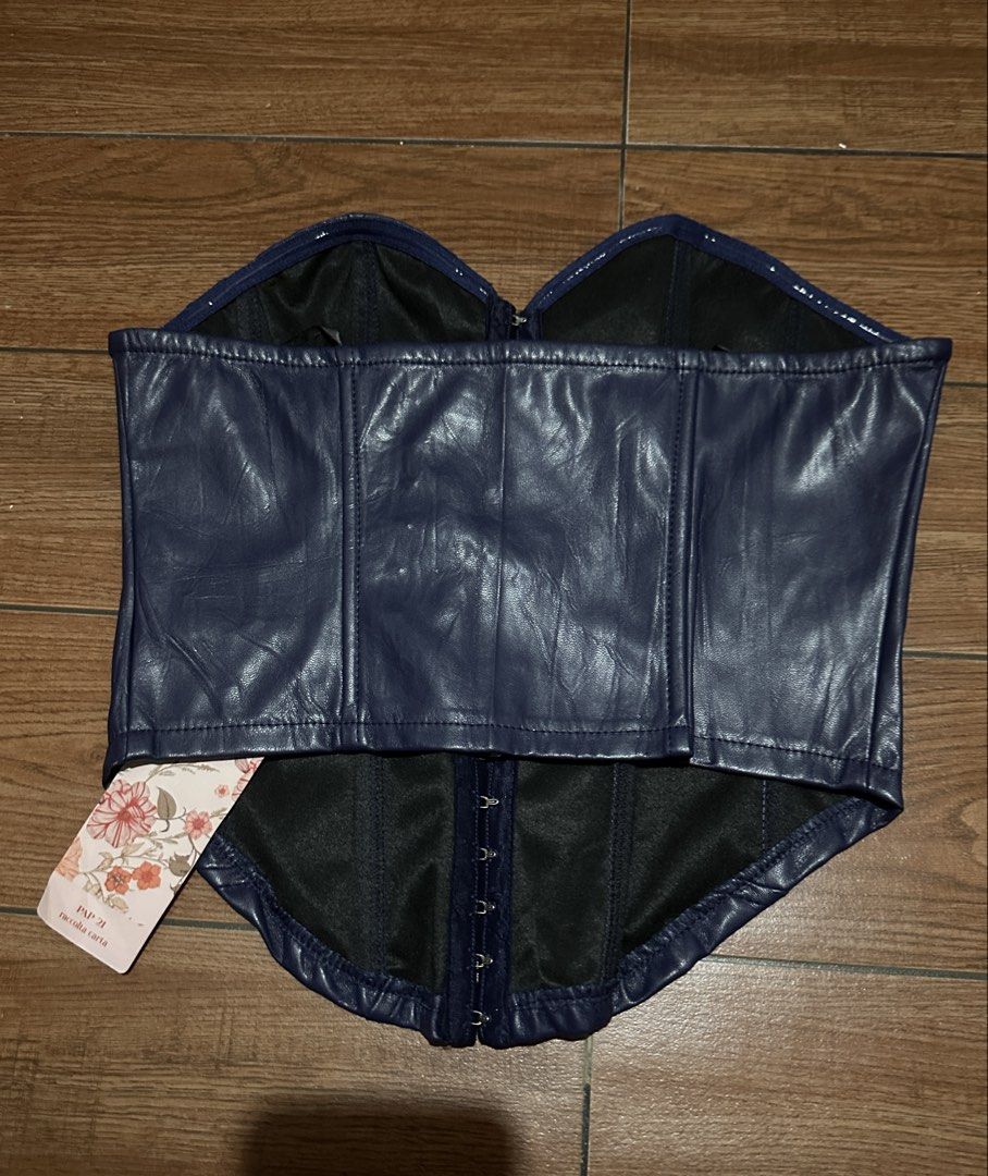Brand New Leather Corset (Category: Others Tops) located in Manila. Submitted by prettytrendsboutique (Listing ID 1458188854, Image 3). Description: Size - XS (on tag) - up to small (stretchy konti) - Visit my shop for more trendy options or dm me for more selections 📍Location: Manila Can be shipped via Lalamove or Grab around Metro Manila (Same Day Shipping Available) Jnt for provinces only PAYMENT METHOD 💵 - GCASH - MariBank - BDO - Shipping 