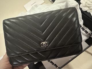 (Category: ) located in . Submitted by selfconfessedshopaholic_ (Listing ID 1458110954, Image 1). Description: .
