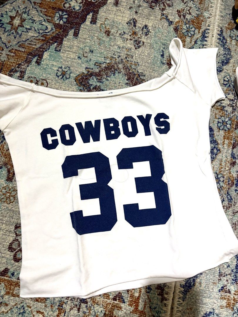 Brandy melville off shoulder shirt (Category: Others Tops) located in Manila. Submitted by declutter_diariess (Listing ID 1458145695, Image 1). Description: .