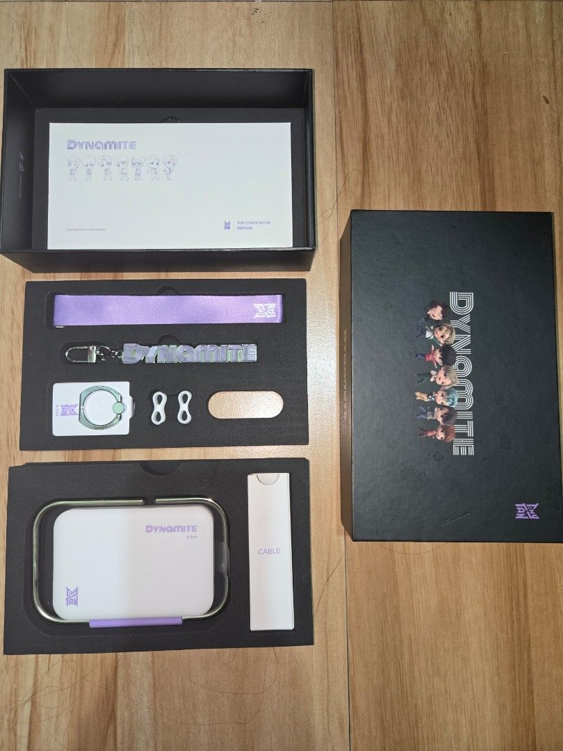 BTS TINYTAN DYNAMITE WIRELESS CLIP POWERBANK SET (WHITE/PURPLE) 5000MAH (Category: Batteries & Power Banks) located in Balanga. Submitted by ms.parkfilter (Listing ID 1458233104, Image 1). Description: BTS TINYTAN DYNAMITE WIRELESS CLIP POWERBANK SET (WHITE/PURPLE) 5000MAH BRANDNEW AND NEVER USED (OPENED ONLY JUST TO CHECK IF IT'S WORKING) NO ISSUE COMPLETE INCLUSIONS.