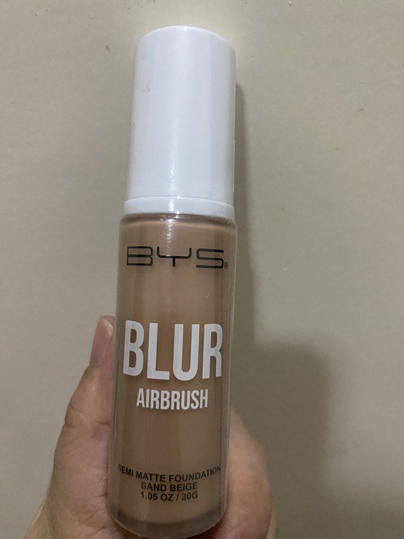 Bys blur airbrush (Category: Makeup) located in Davao. Submitted by cmaebee (Listing ID 1458229645, Image 1). Description: Sand beige.