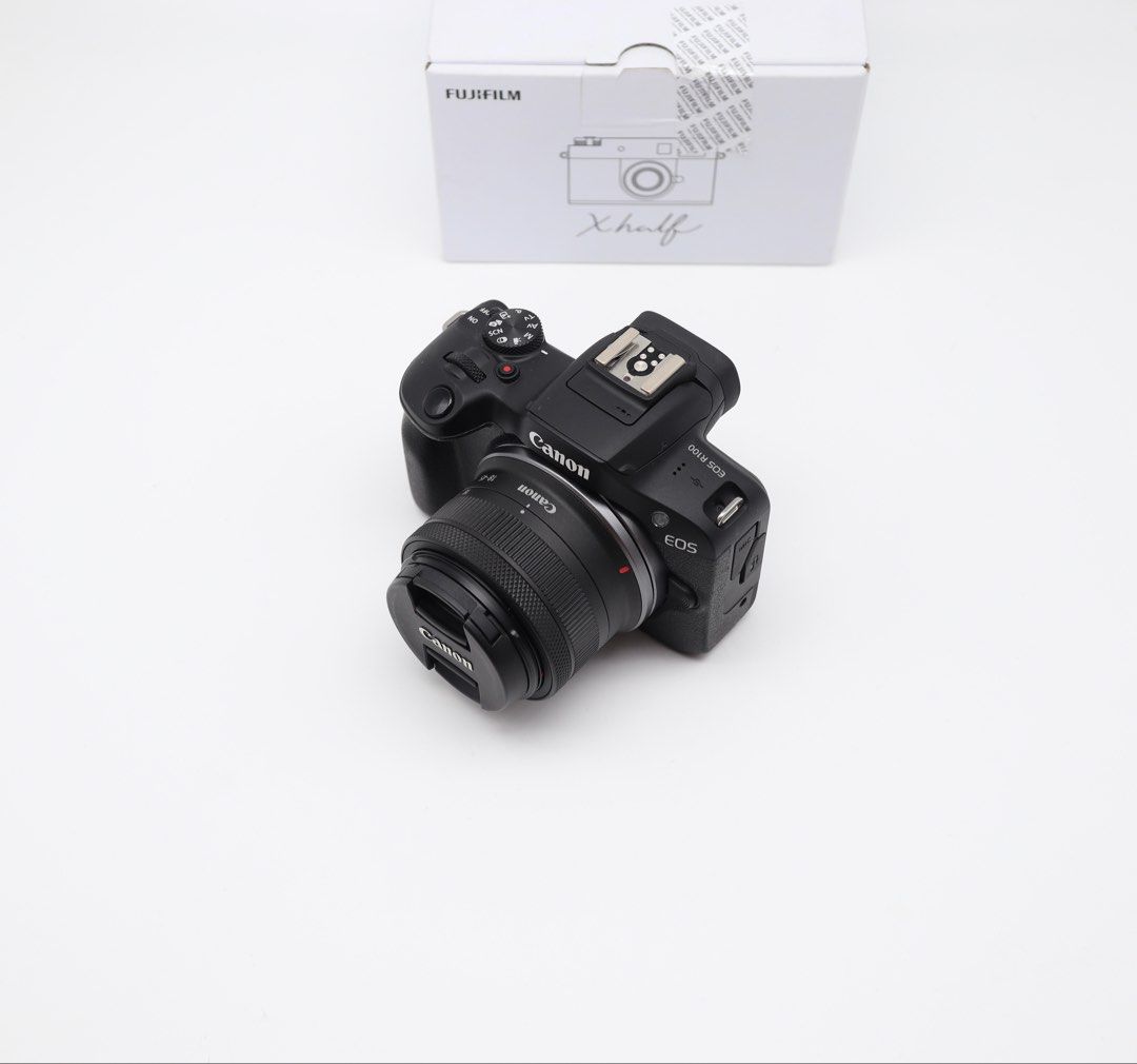 Canon EOS R100 with 18-45 lens (Category: Cameras) located in Manila. Submitted by jaimeeloutan (Listing ID 1458235451, Image 1). Description: for sale Canon R100 with 18-42 RF lens Almost new 26,990 only 📷 💰26,990 fix price complete set pass sa tawad pass sa barat. good condition no issue check all you want. Shutter count 2k palang Almost new -Canon EOS R100 4K hd recording APS-C CMOS sensor and a DIGIC 8 image processor. 25p or HD 120p wifi b