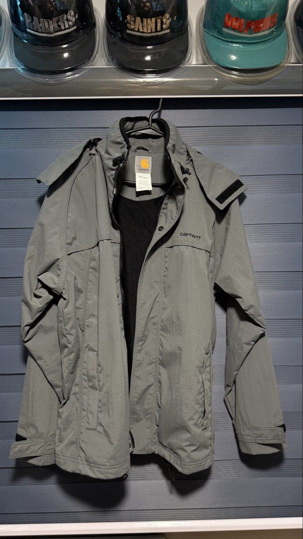 Carhartt Vintage Jacket (Category: Coats, Jackets and Outerwear) located in Makati City. Submitted by mclyfe (Listing ID 1458167416, Image 1). Description: Size Large No issues Makati / BGC Area.