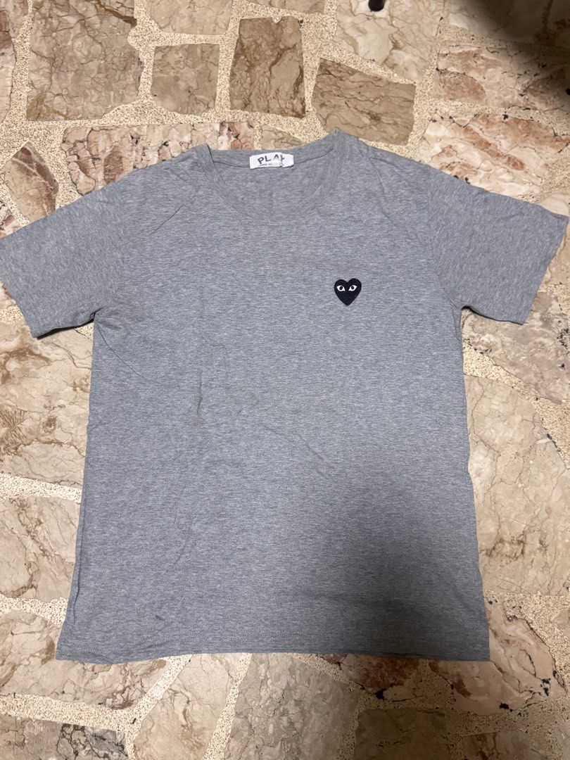 CDG Play Shirt Grey (Category: Tshirts & Polo Shirts ) located in Pasig City. Submitted by thejcstore (Listing ID 1458155385, Image 3). Description: - Lightly used - 26x 21 - Best fits Medium .