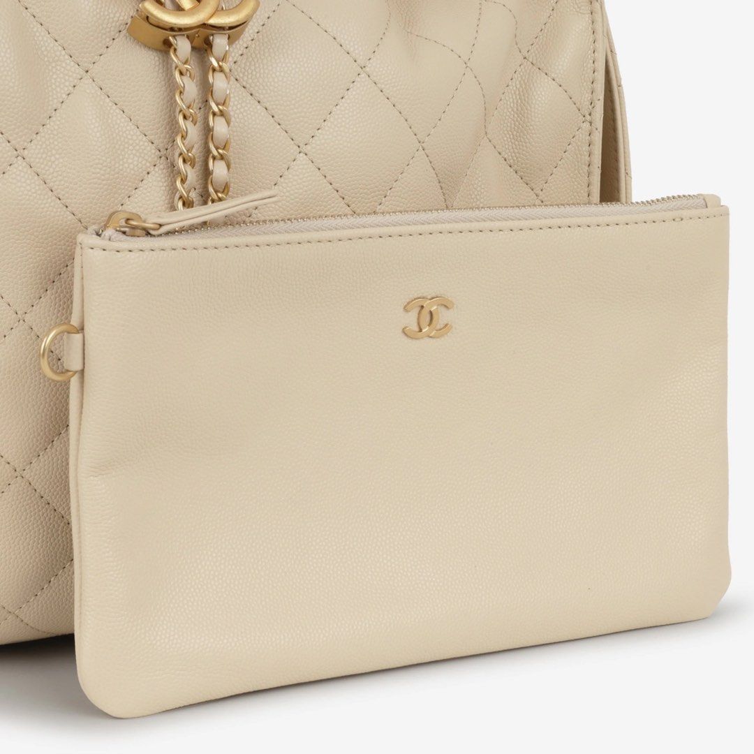 Chanel 25 beige medium (Category: Luxury Bags & Wallets) located in Quezon City. Submitted by kingwolf824 (Listing ID 1458101607, Image 3). Description: Flash Sale today only! Chanel 25 beige medium size, very rare color for medium sizes. Genuine leather, coded, comes with dustbag only. No returns, No exchange, No refunds..