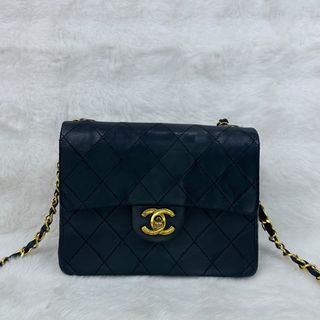 (Category: ) located in . Submitted by jhypeluxstore (Listing ID 1458144220, Image 1). Description: .