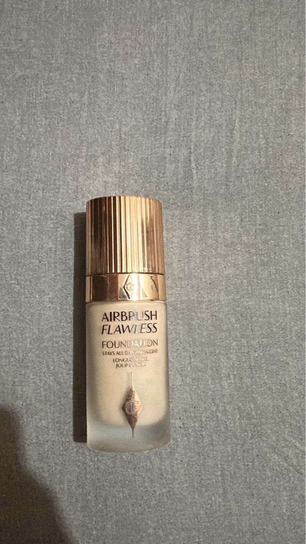 Charlotte Tilbury Flawless Foundation (Category: Makeup) located in San Juan City. Submitted by daphnecrml (Listing ID 1458191609, Image 1). Description: Bought for : ₱3,200 Swatched/tested only Original Can do SDD around metro.