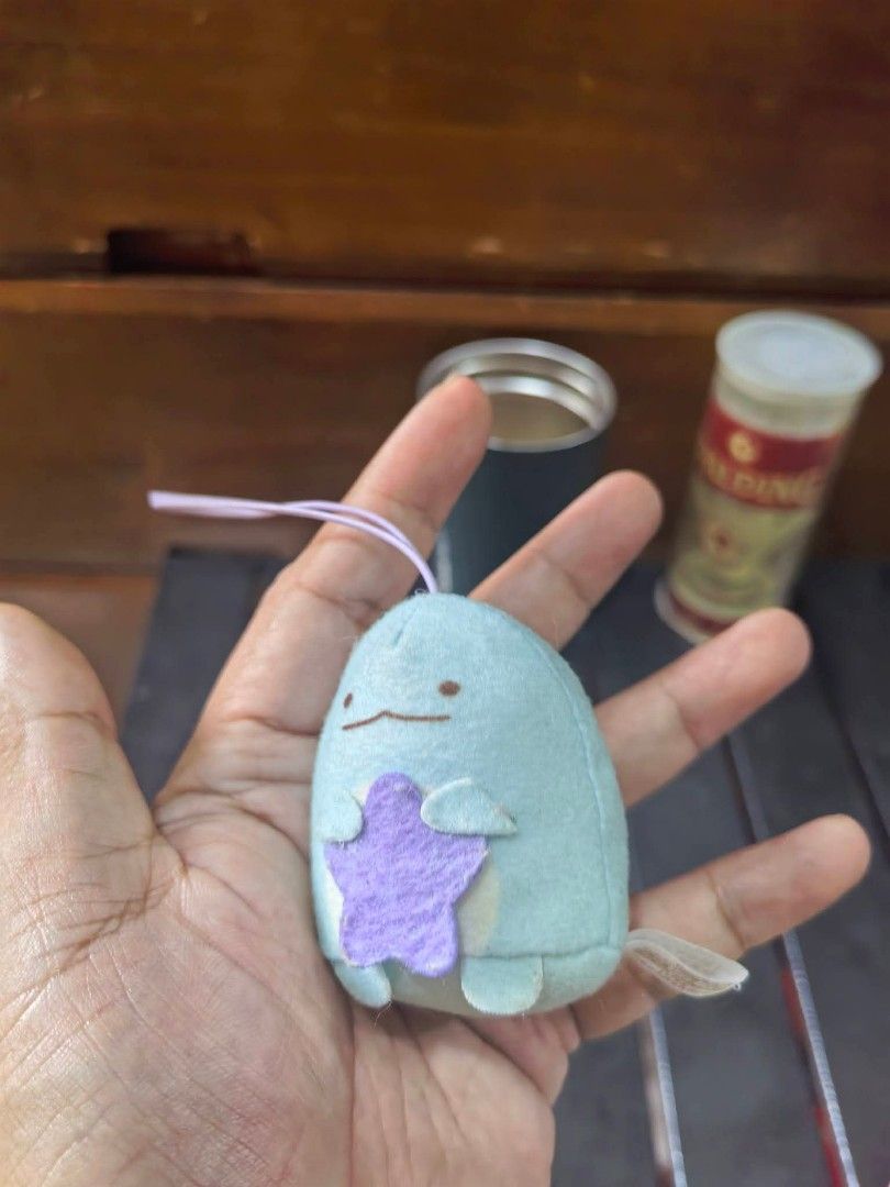 Charm - Blue Sumikko Gurashi Tokage (Category: Charms) located in Cebu City. Submitted by dudes_villanueva (Listing ID 1458179580, Image 3). Description: Charm - Blue Sumikko Gurashi Tokage (Lizard) 📌 Mini plush mascot holding a purple star..