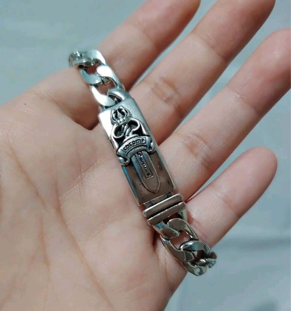 Chrome Hearts Cuban Link Dagger Bracelet (Category: Bracelets) located in Manila. Submitted by thrifty_cool (Listing ID 1458118526, Image 2). Description: With 925 markings etc.. May kabigatan yan siya Gwapo yan sa personal✖.