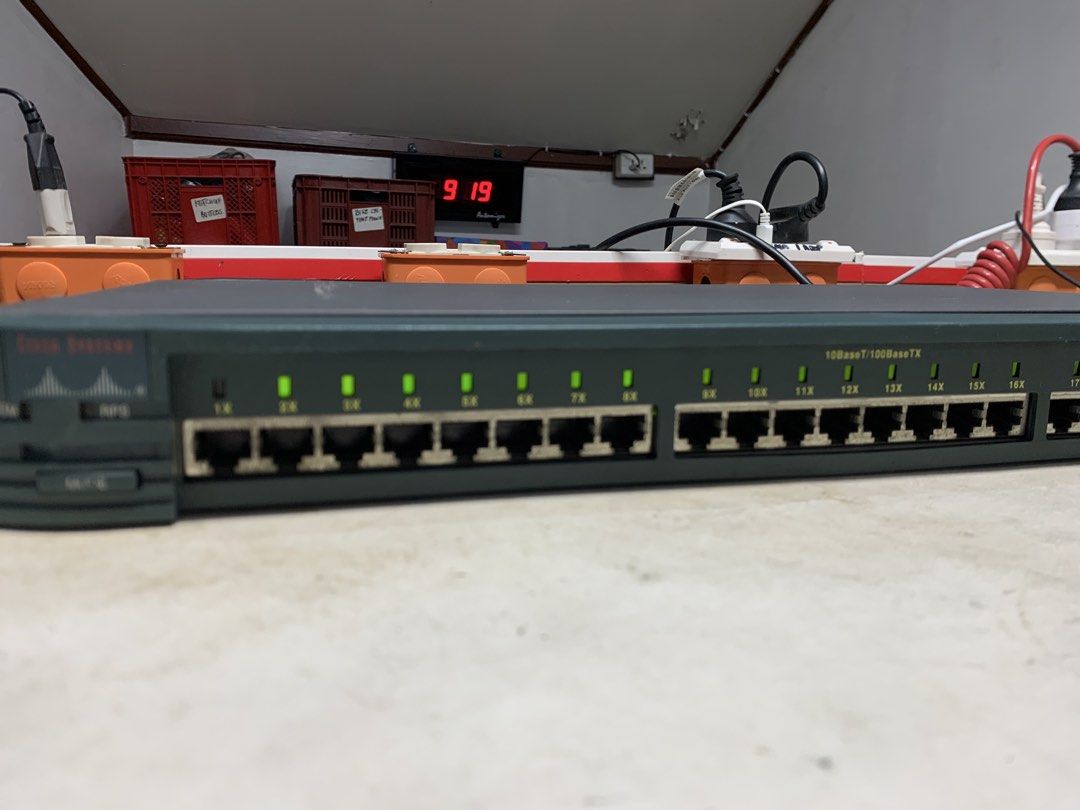 Cisco Catalyst 2900 Series XL Network Switch (Category: Networking) located in Paranaque City. Submitted by seb_trading (Listing ID 1458104945, Image 2). Description: - Cisco Catalyst 2900 Series XL Network Switch - 24 x 10/100BaseTX Fast Ethernet Ports - All ports powered on and functional (lights indicate activity) - Rack-mountable design - Ideal for building a reliable wired network - working unit - 220volts - 10/100mbps - rock mountable - las