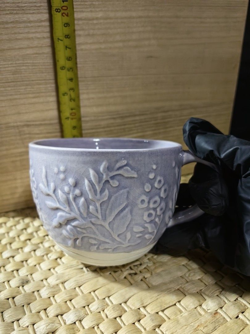 Coffee mug big (Category: Coffee & Tea Tableware) located in Calamba. Submitted by princesspauliney. (Listing ID 1458241100, Image 1). Description: Mine now pay now Calamba laguna Shoppee check out Jnt direct.