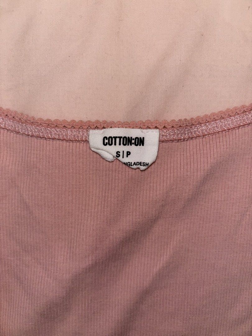 Cotton On Basic Pink Square Neck Tee (Category: Shirts) located in Cavite. Submitted by bbbb444 (Listing ID 1458163337, Image 2). Description: - no when worn photos - fits XS-S - neckline is slightly stretched, other than that no issues na - worn once.