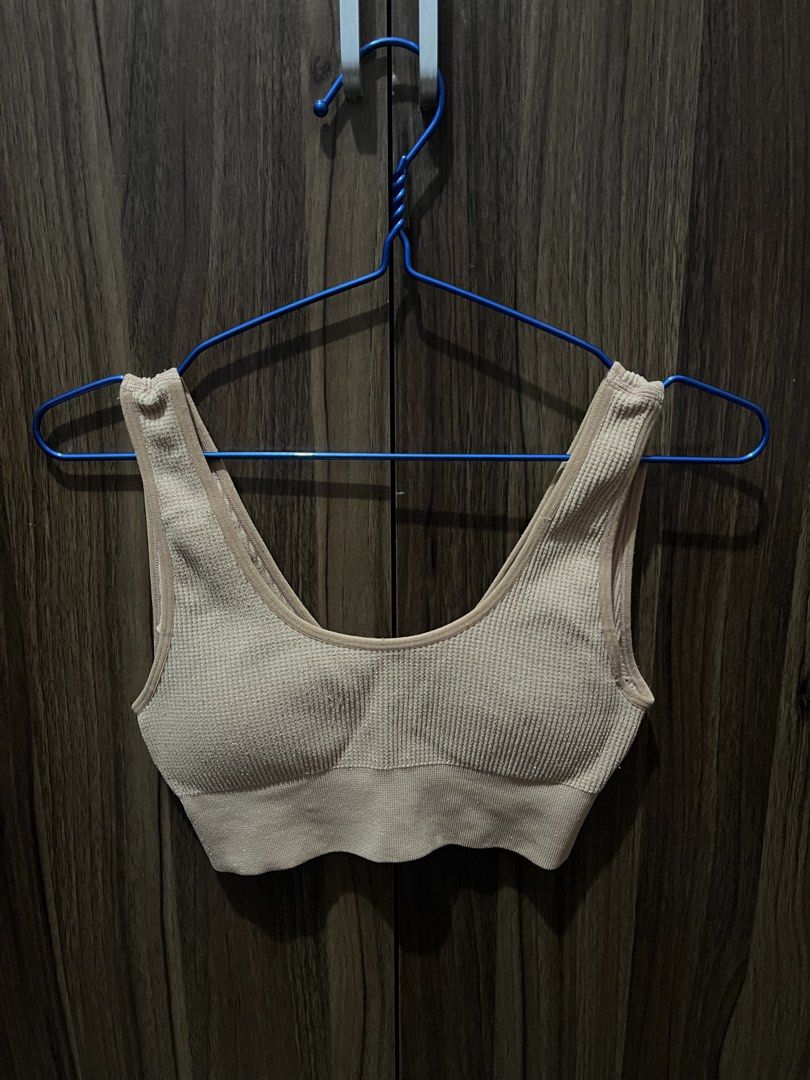 COTTON ON Two-Sided Bralette Peach Top (Category: Others Tops) located in Manila. Submitted by weshie (Listing ID 1458249885, Image 1). Description: .