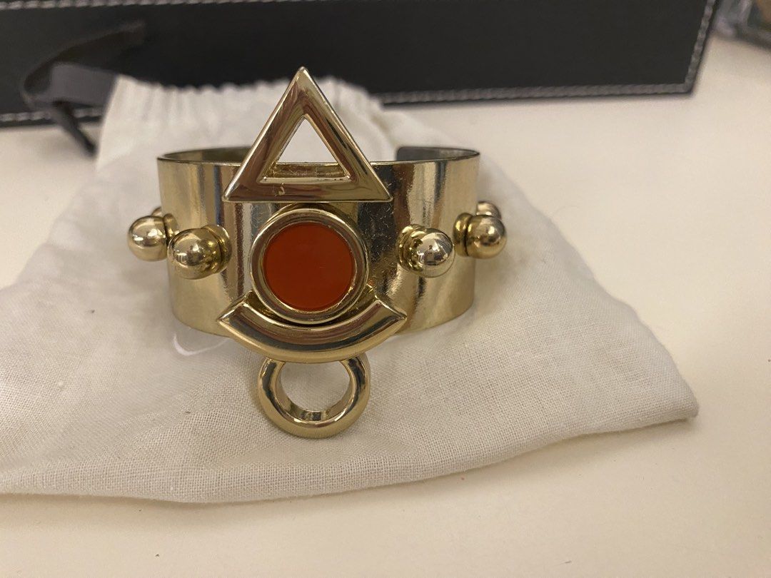 Cuff bracelet (Category: Other Accessories) located in Santa Rosa. Submitted by hoardqueensdeclutter (Listing ID 1458201767, Image 1). Description: Very good condition. Stored mostly..