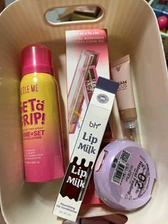 (Category: ) located in . Submitted by girliesglam (Listing ID 1458181707, Image 1). Description: .