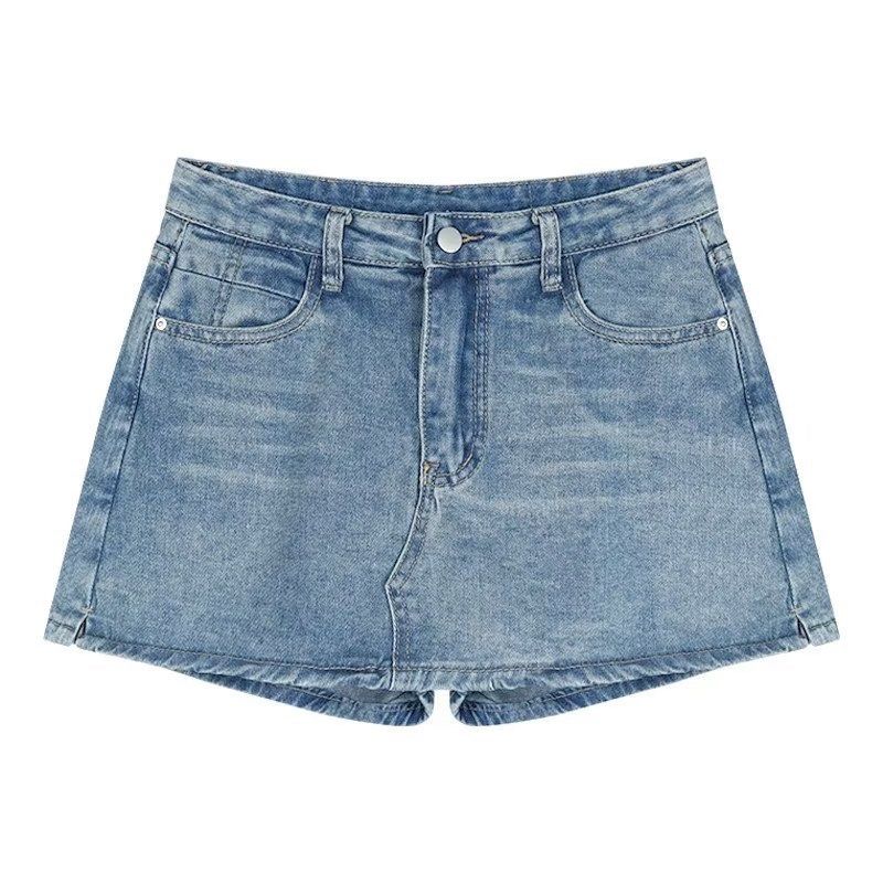 Denim & White Skort (Category: Skirts) located in Manila. Submitted by pinkobsessi0n (Listing ID 1458148245, Image 1). Description: — fits 26-27 " waistline — can do sdd — buyer will shoulder sf — mop: gcash/maya/maribank.