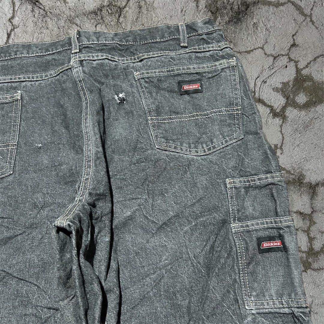 dickies double patch (Category: Shorts) located in Manila. Submitted by knowstalgic1119 (Listing ID 1458236948, Image 3). Description: .