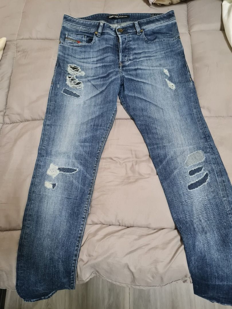 Diesel Blue Distressed Denim Jeans (Category: Jeans) located in Cavite. Submitted by greysieg (Listing ID 1458157656, Image 3). Description: 🔥 AUTHENTIC DIESEL BUSTER JEANS – W32 🔥 Preloved • Seldom Used ✨ Excellent condition ✨ Diesel Buster Regular Slim Tapered ✨ F/W 2016 Release ✨ Size W32 ✨ Distressed/light-wash denim ✨ No major flaws noted 💰 ₱1,500 ONLY + SF (LBC or LALAMOVE).