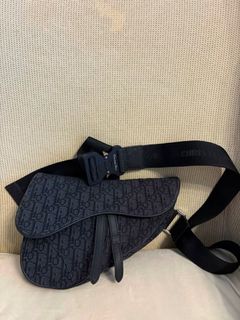 （分類：）位於 。 由 prelovedcorner14 提交（商品編號 1458103871，圖片 1）。簡介： 。