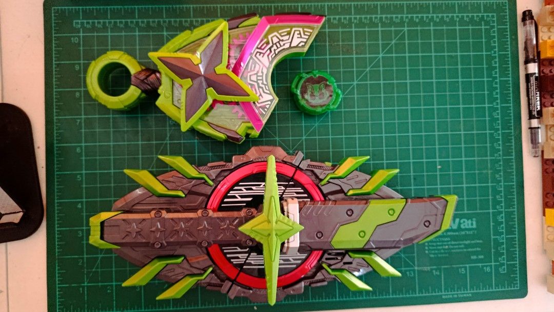 DX Kamen Rider Geats Items (Category: Action & Battle Toys) located in Legazpi City. Submitted by bbthatguy (Listing ID 1458110125, Image 2). Description: PLEASE READ Selling DX Kamen Rider Geats Items Set B: Zombie Raise Buckle + Buffa ID Core + Raise Buckle Holders - 650 Set C: Ninja Raise Buckle + Bootleg Bujin Sword Buckle and Tycoon ID Core - 1500 Set D: 6x Armed Buckles (Arrow, Water, Hammer, Drill, Claw, Chain Array) - 600 Set E: Command T
