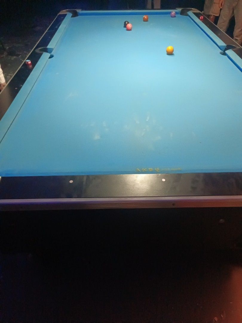 Dynamo Pool Table (Category: Billiards & Bowling) located in Singapore. Submitted by ah-yang (Listing ID 1458158256, Image 1). Description: - Dynamo pool table 9 feet - coin table - Perfect for game rooms or bars.
